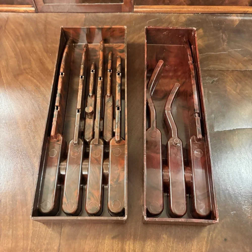 Vintage Cutco Bakelite Knife Display Rack Wall‎ Holder No. 40 & 41 Brown